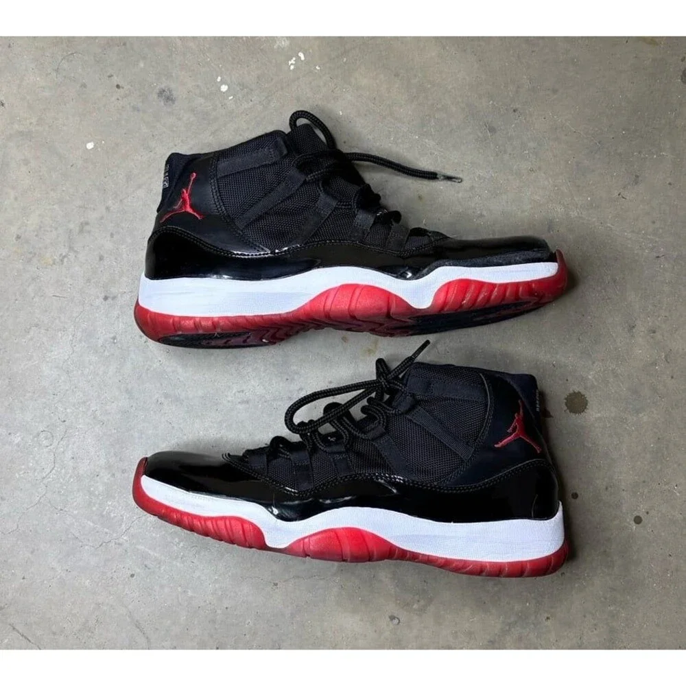 Jordan Air Jordan 11 Retro Bred 2012 378037-010 Size 10.5